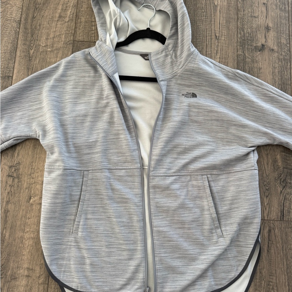 The North Face Women’s Zip Up